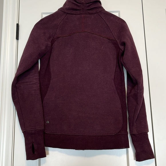 Lulu Lemon full zip sweater - Picture 3 of 4